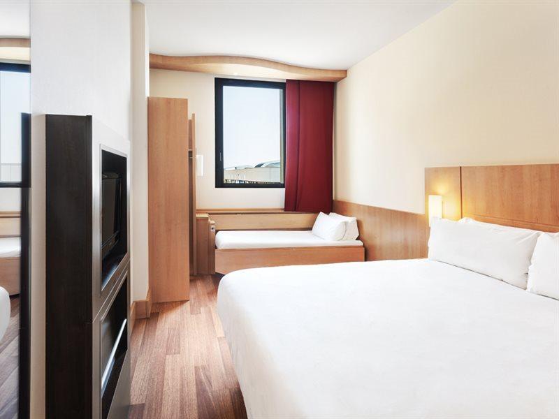 Barcelona 2* Mataró